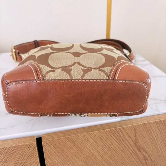 Coach Brown Leather Signature C Hampton Canvas Stripe Shoulder Bag Handbag 10542 - Picture 8 of 11